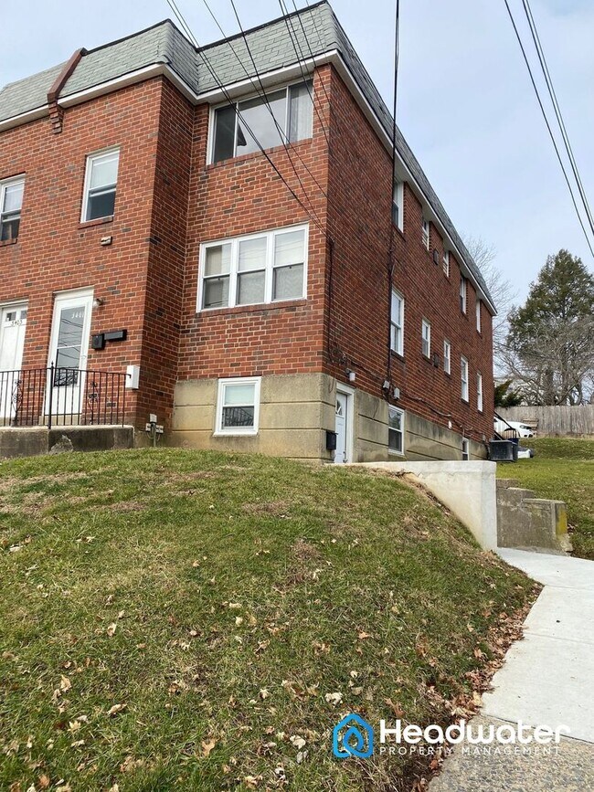 Photo - 3401 Berkley Ave Apartment