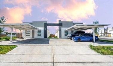 Building Photo - 28 N 40th St