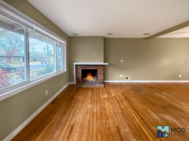 Foto del edificio - $0 DEPOSIT OPTION!!! CHARMING 3 BED/1 BATH...