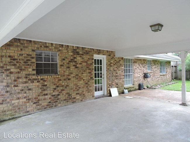 Building Photo - 9823 Banway Dr