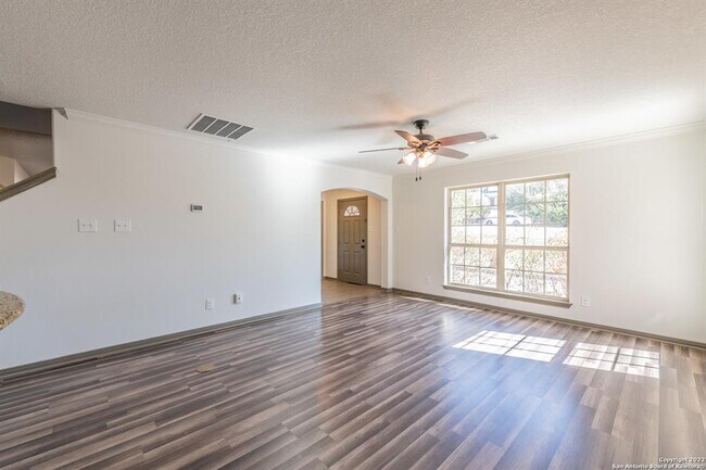 Building Photo - 26131 White Eagle Dr