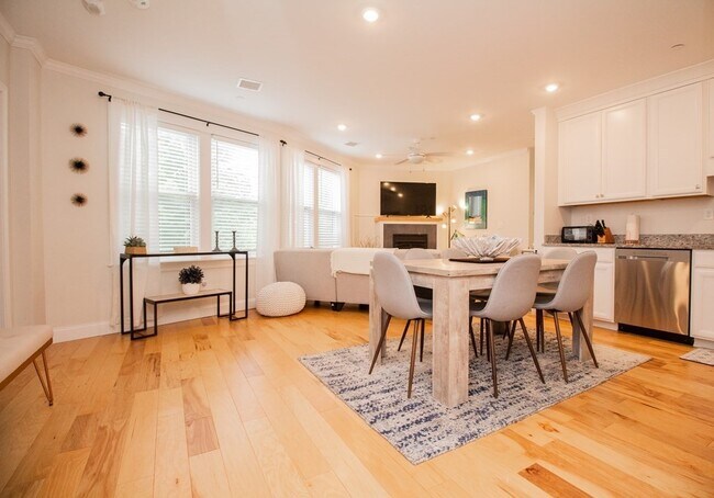 Foto del edificio - 1002 Tremont St