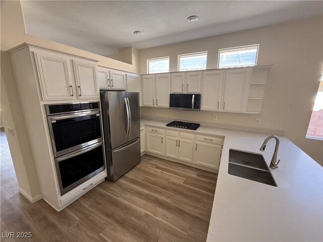 Building Photo - 10657 Sapphire Vista Ave