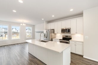 Building Photo - 3916 Applegate Ct