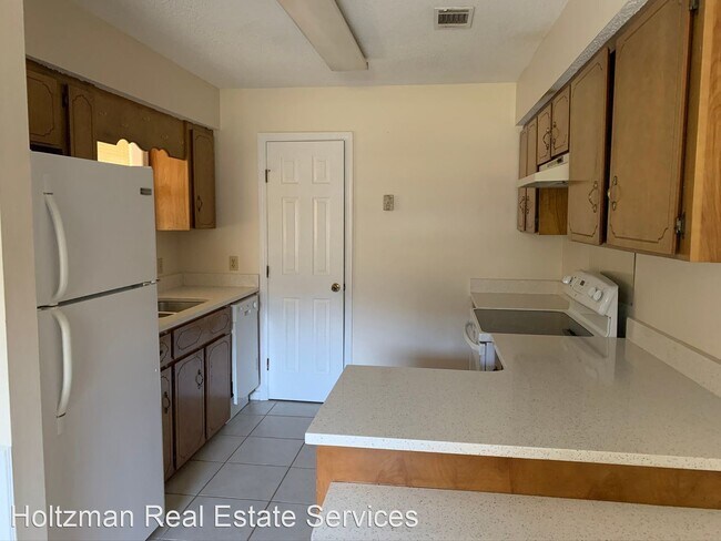 Building Photo - 3 br, 2 bath House - 98 J V Road