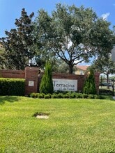 Building Photo - 5036 Fiorella Ln