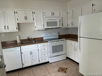 Foto del edificio - 353 Woodbridge Dr