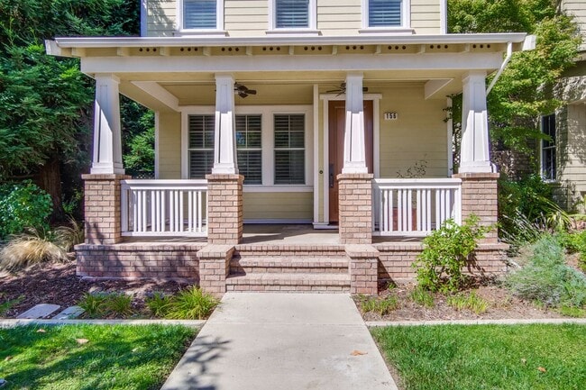 Building Photo - Gorgeous Morgan Park Refreshed for Immediate Move-In! Must see!