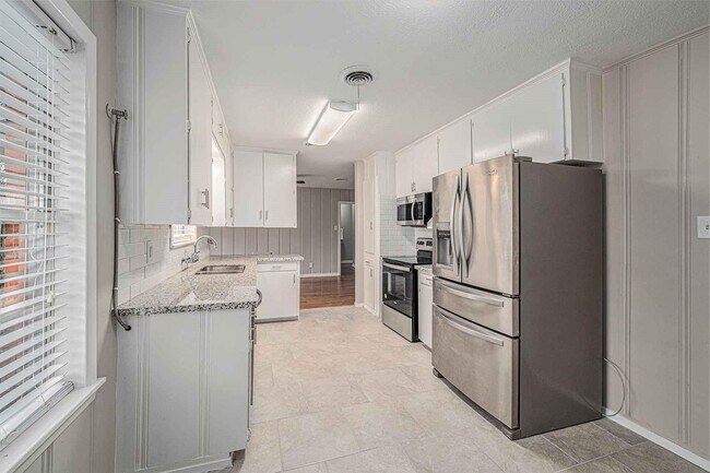 Foto del edificio - 1508 N San Jacinto St