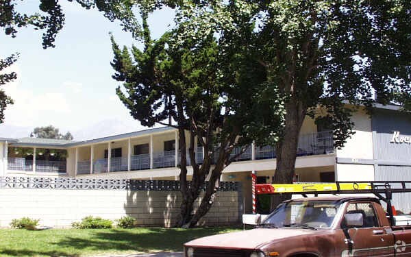 Foto del edificio - Rockwood Manor