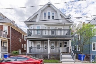 Building Photo - 19 Semont Rd