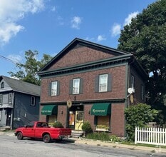 Building Photo - 152 Church St
