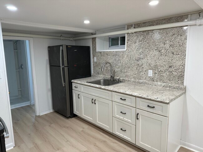 Foto del edificio - 279 N Bedford St