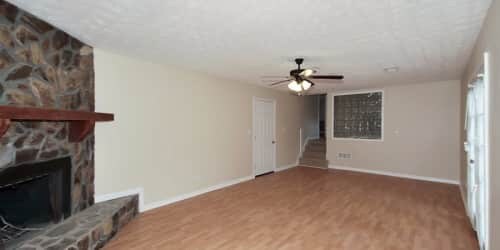 Building Photo - 1736 Vertex Dr SW