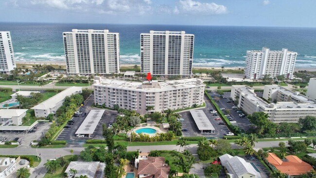 Foto del edificio - 2851 S Ocean Blvd