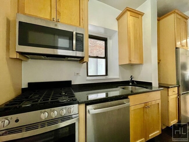 Building Photo - East 84th Street