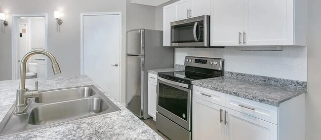 Photo - 7609 Preston Rd Apartment