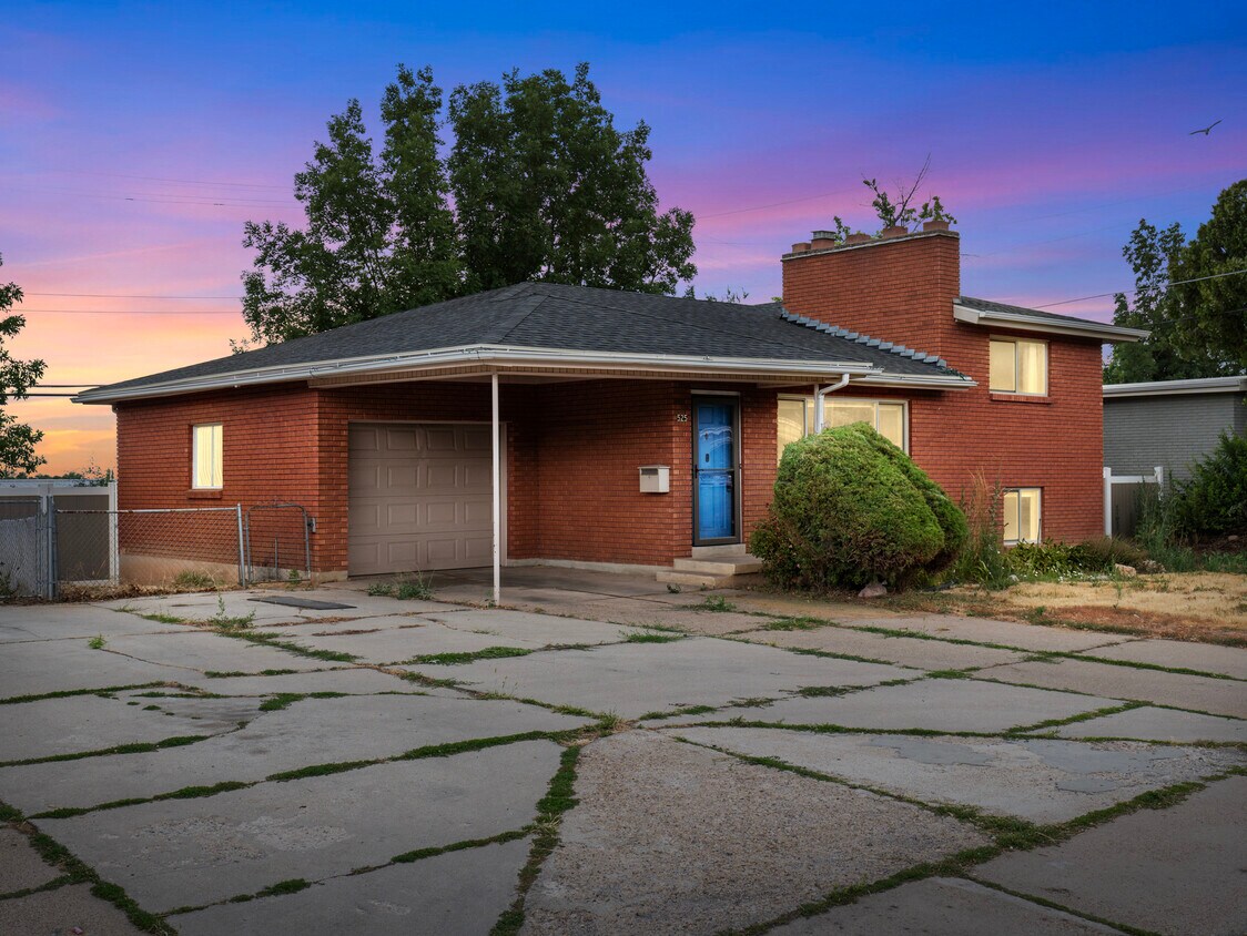 Foto principal - 525 Monroe Blvd