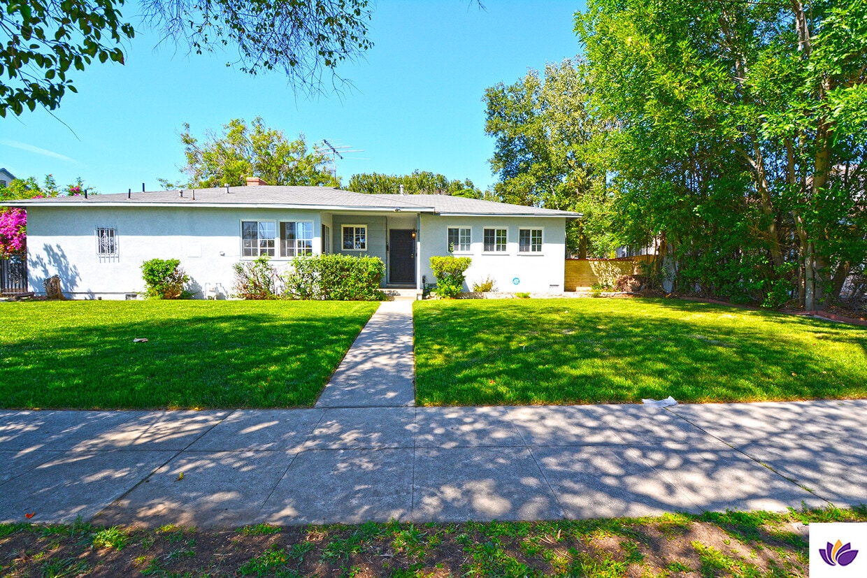 Primary Photo - 7061 Louise Ave