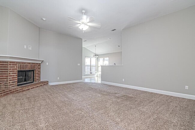 Foto del edificio - 705 E 96th St