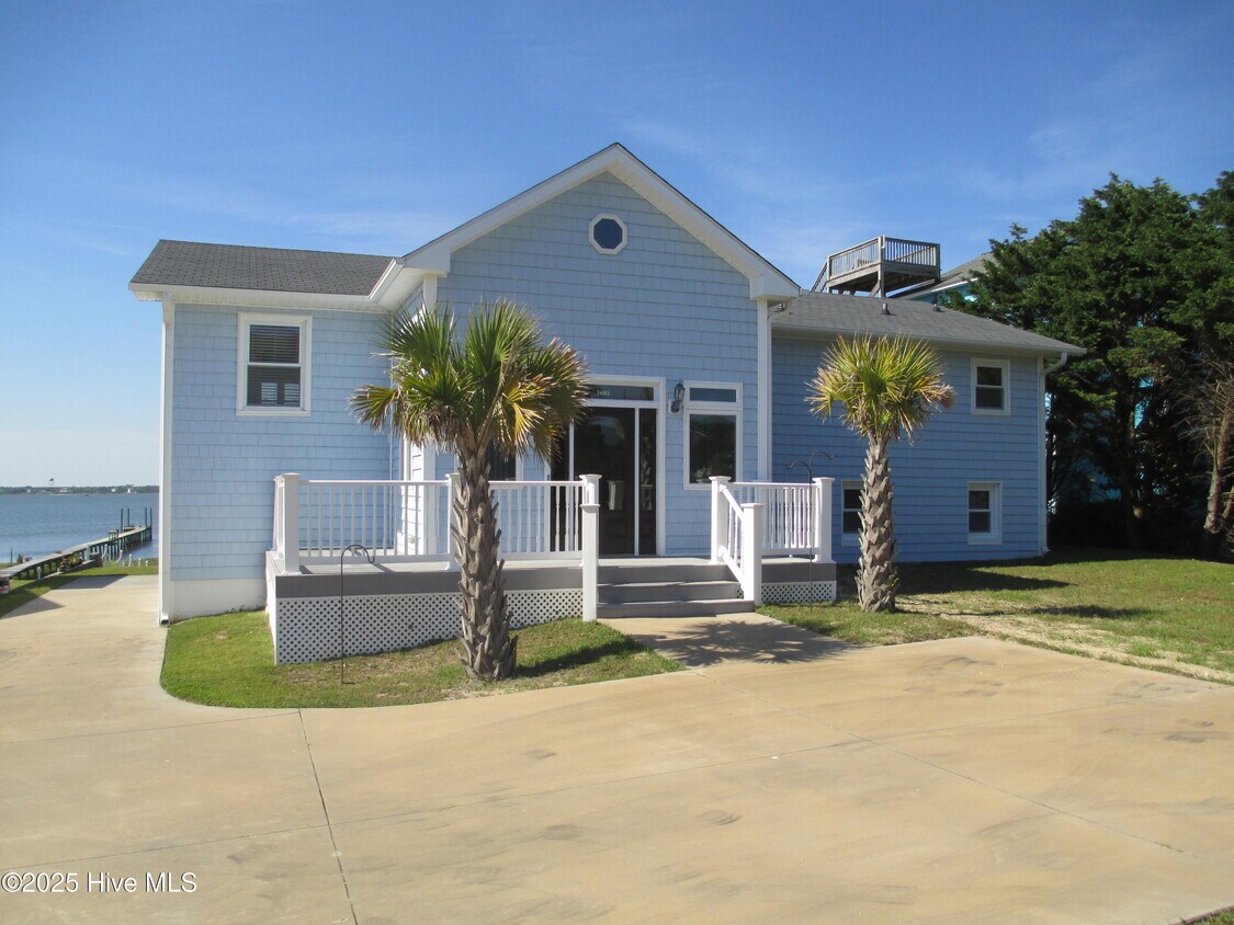 Primary Photo - 3602 Emerald Dr