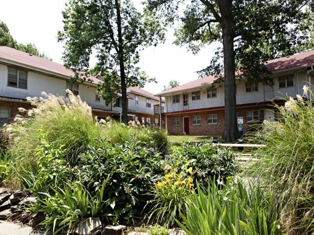 Primary Photo - Village Club