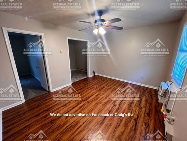Building Photo - Southwood Apartments