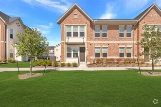 Building Photo - 11201 American Elm Wy