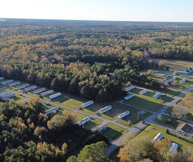 Foto del edificio - 303 Becky Ln