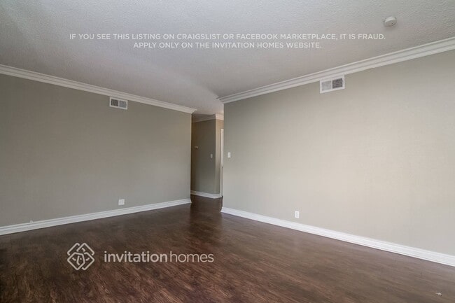 Building Photo - 1754 S Burton Rd