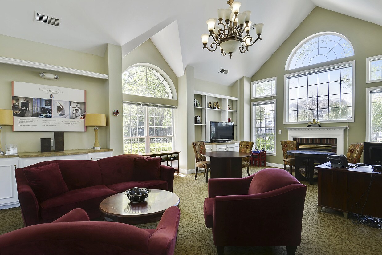 Coppermine Run Apartments 2450 Masons Ferry Dr Herndon, VA