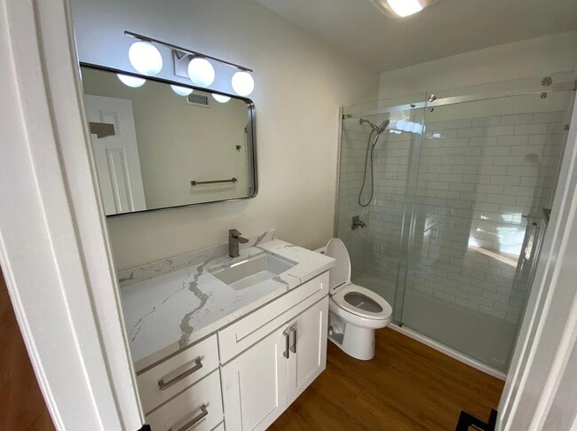 Building Photo - 2937 W Carson St