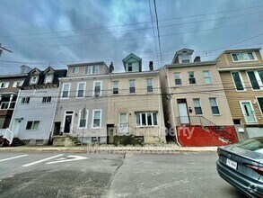 Building Photo - 136 Pius St