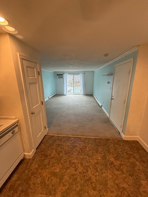 Building Photo - 8 Kenmar Dr