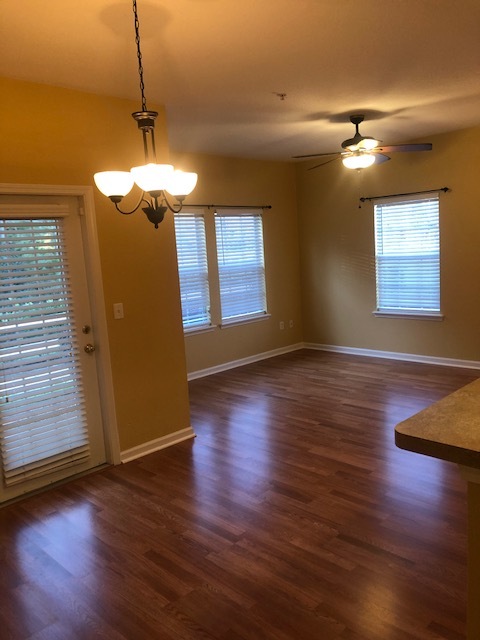 Living/Dining Rm - 575 Oakleaf Plantation Pky