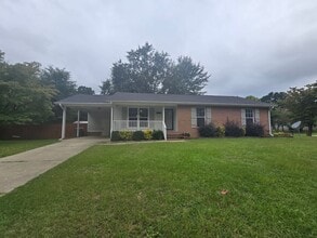 Building Photo - 3600 Persimmon Rd