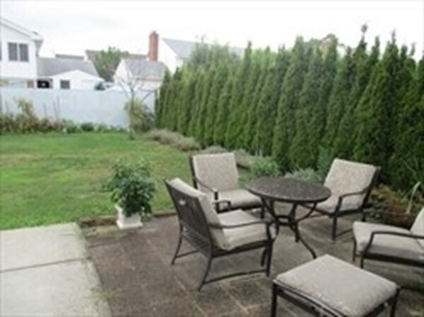 Primary Photo - 27 Tedford Ave