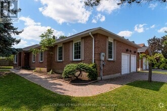 Building Photo - 1572 Cartier Ct
