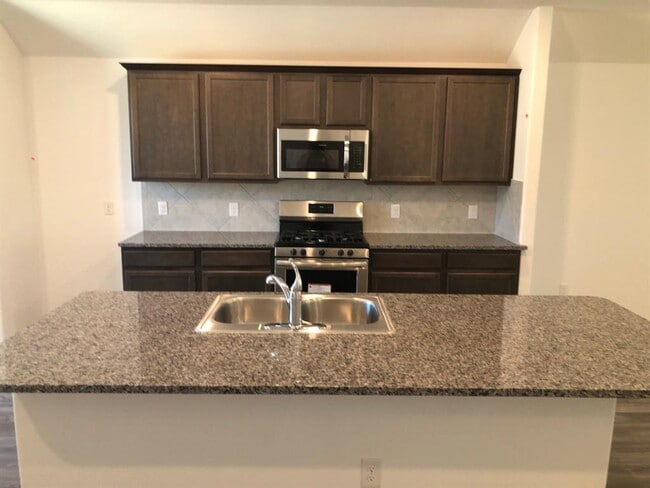 Building Photo - 16130 Barge Way