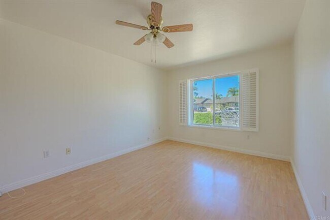 Foto del edificio - 55+ and Older Single Level 2 Bedroom Quiet...