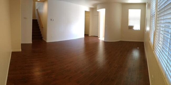 Foto del edificio - 5066 Trouville Ln