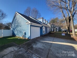 Building Photo - 5720 Ebley Ln