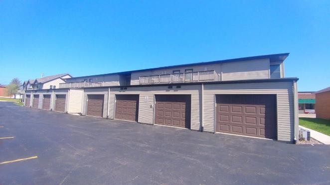 Primary Photo - 323 W Main St