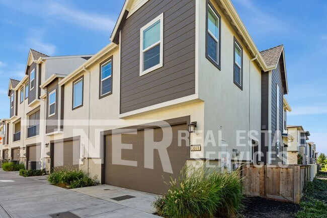 Building Photo - 3081 Eagle Chase Walk