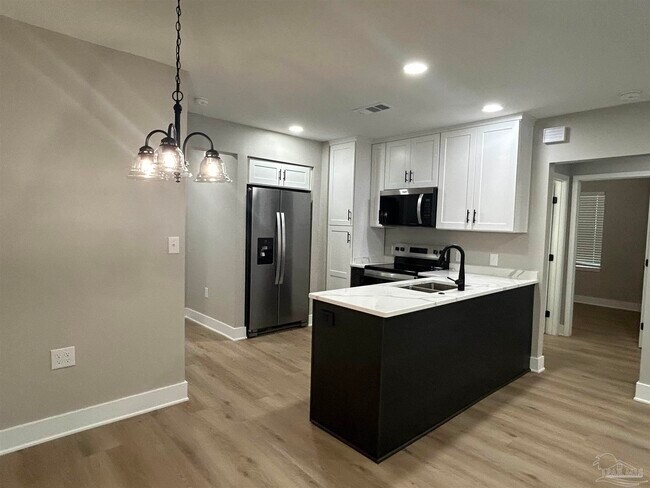 Foto del edificio - 721 W Jordan St