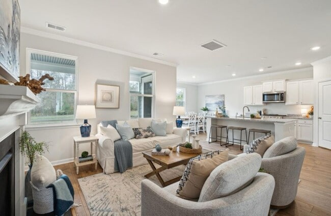 Building Photo - 177 Cherry Grove Dr