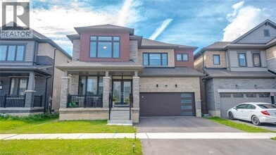 Building Photo - 29 Bee Cres