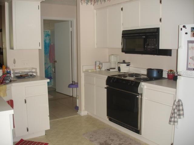 Foto del edificio - 9714 Fox Hollow Rd