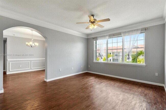 Building Photo - 224 Murcia Dr