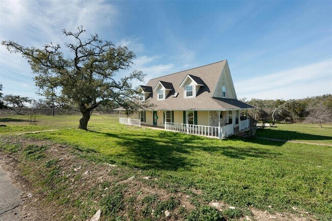 Building Photo - 31305 Ranch Rd 12